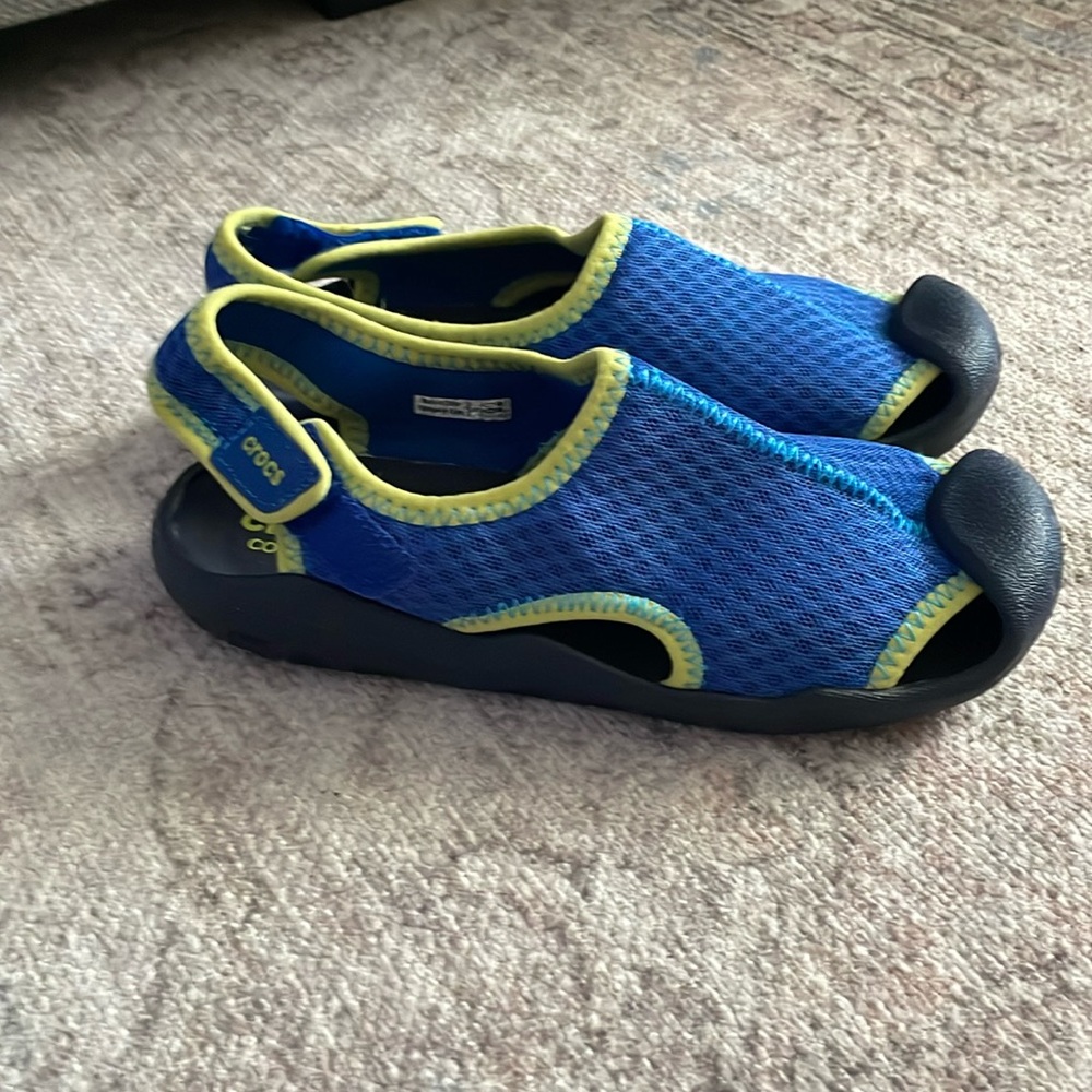 Crocs Dual Comfort Sandals J3